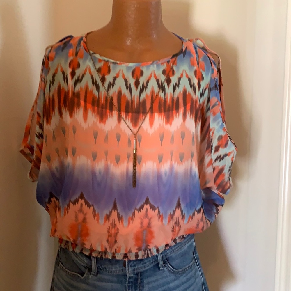 Selling Cold shoulder top with necklace